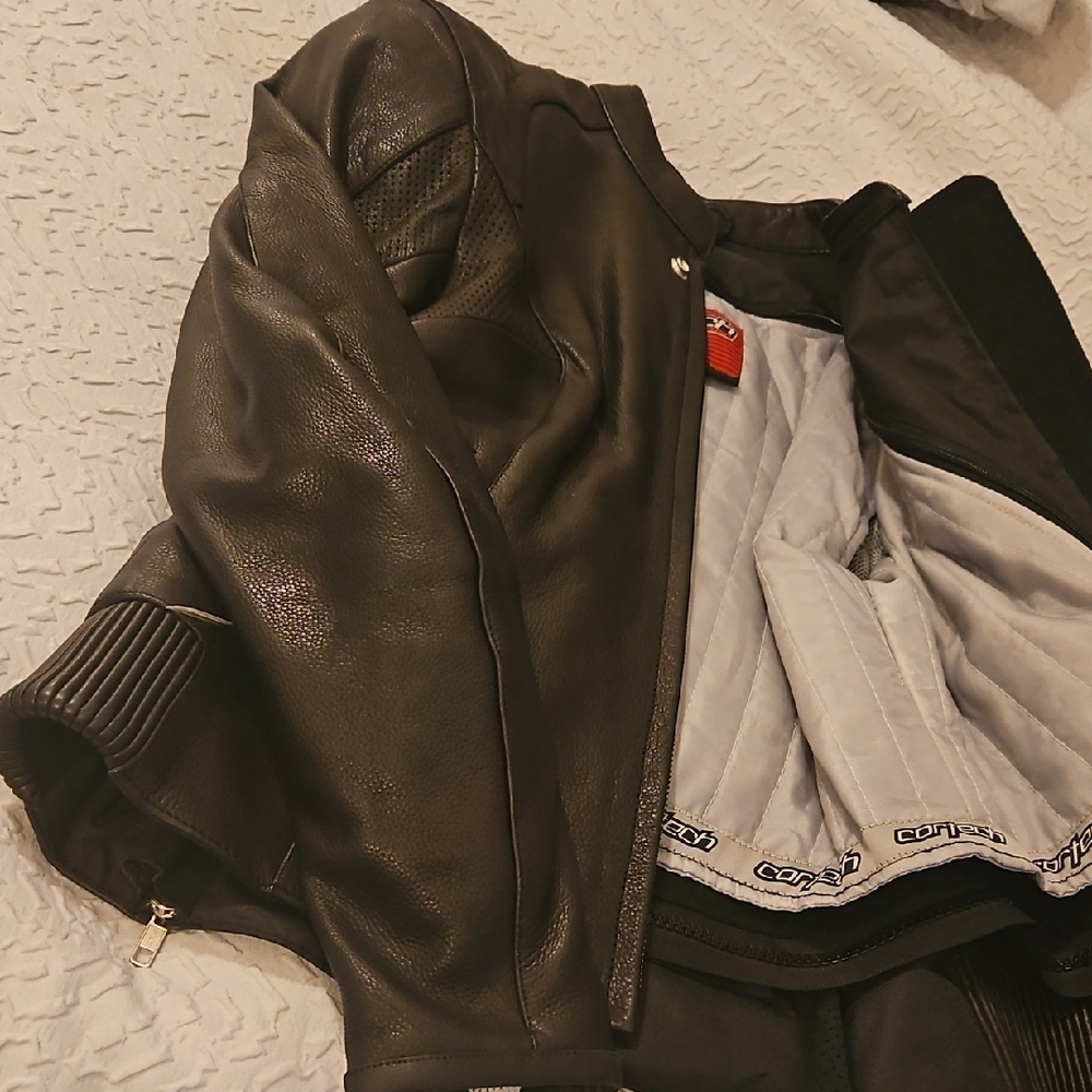 Brand New Motorcyvle Womens Leathet Jacket - Picture 6 of 8